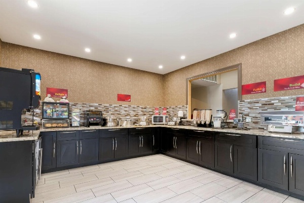 Best Western Plus Forest Park Inn image 6